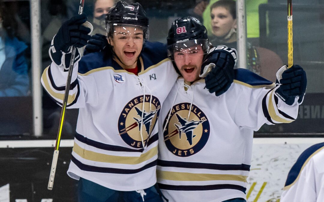 Battle of Wisconsin Begins for Jets, Steel This Weekend